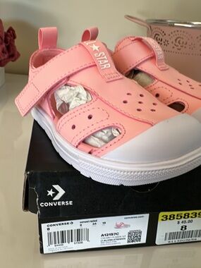 Converse Kids Pink Star Hook-and-Loop Sandals